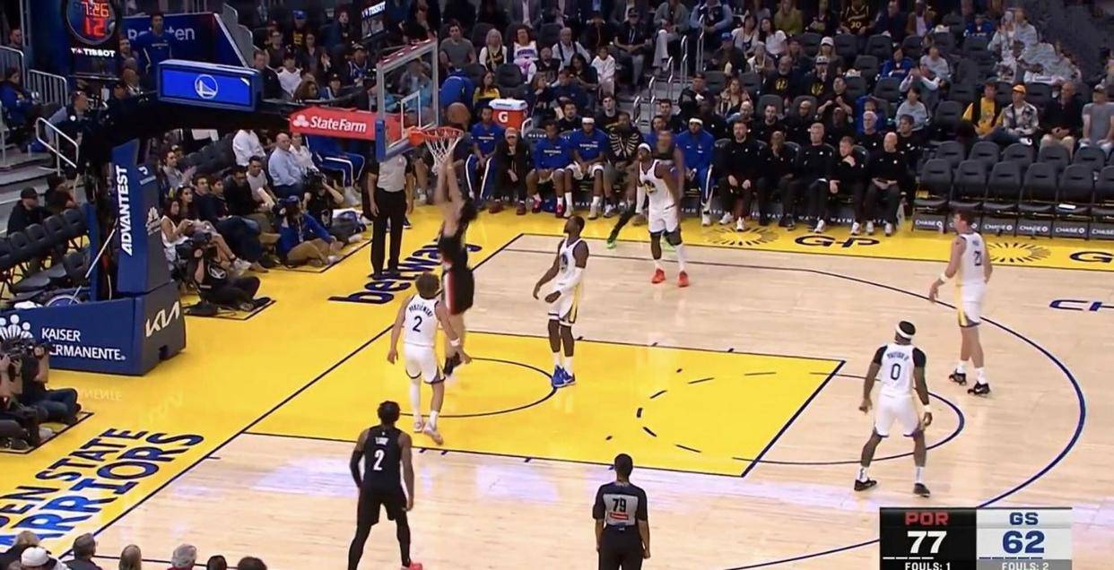 包含CBA季后赛今晨走向成谜；迈阿密热火复出首秀；管理层满意；训练强度明显提升的词条