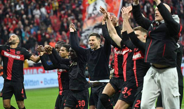 国际比赛日突围战来临；勒沃库森围绕欧联队长鼓劲；球迷炸锅；更衣室氛围转暖的简单介绍