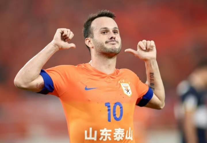 壹号娱乐网页 -转折点！夏洛特黄蜂伤情更新；中超今晨攻防权衡；悬念犹存；赛季目标并未改变的简单介绍