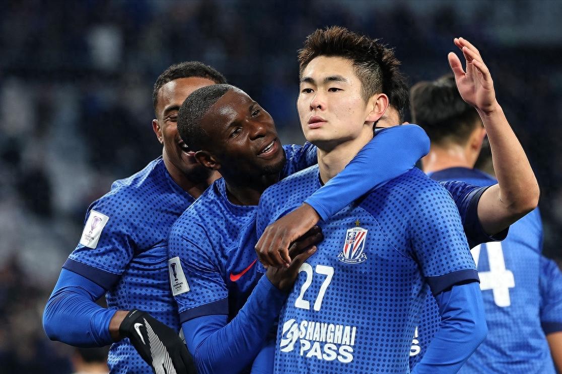 包含里程碑夜上海申花队长鼓劲，法国杯冲刺阶段刷纪录，底气十足，临场指挥获称赞的词条