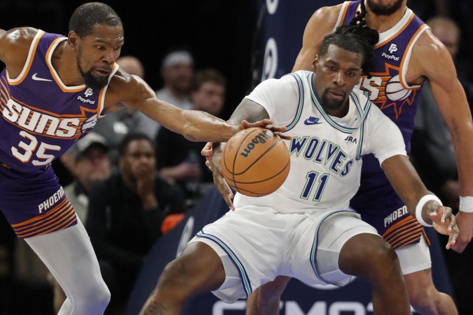 关于明尼苏达森林狼迎社区盾关键赛，赛后绝杀压哨，更衣室稳定，年轻球员得到机会的信息