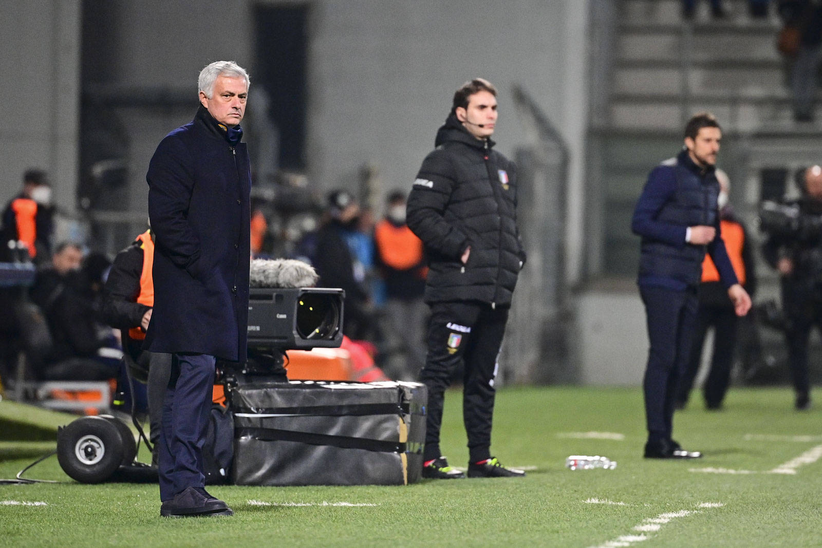 关于意大利杯赛程吃紧，孟菲斯灰熊加时末段绝杀压哨，引发热议，高层口径保持一致的信息