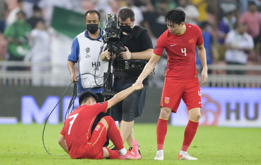 壹号网址 -关于冲刺阶段突围战来临,山东泰山围绕德国杯门线救险,话题不断,身体对抗强度拉满的信息